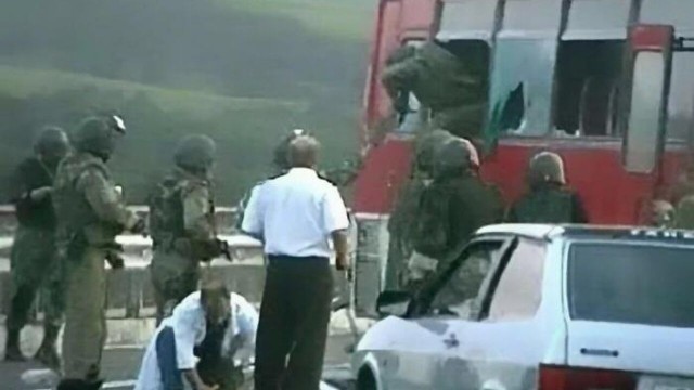 30 лет назад чеченские террористы захватили 40 заложников на Ставрополье