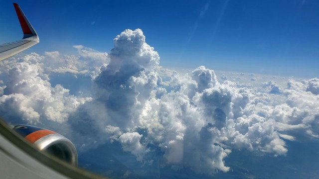 Опрос: Боитесь ли ВЫ летать на самолетах?