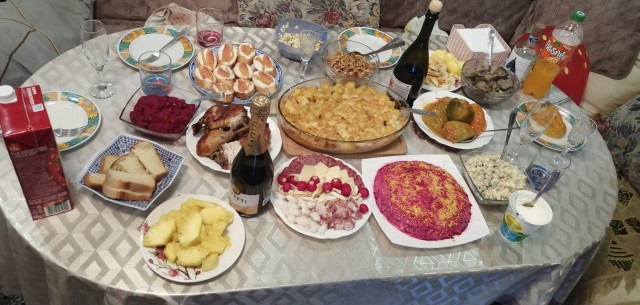 Какой стол, такой и стул!