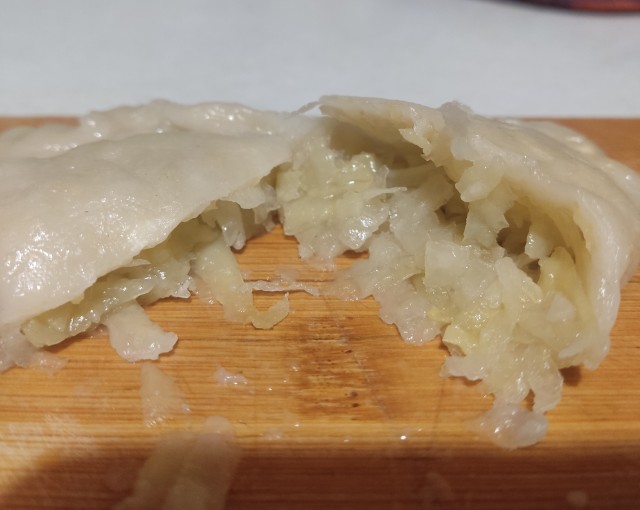 Вареники с картошкой и салом