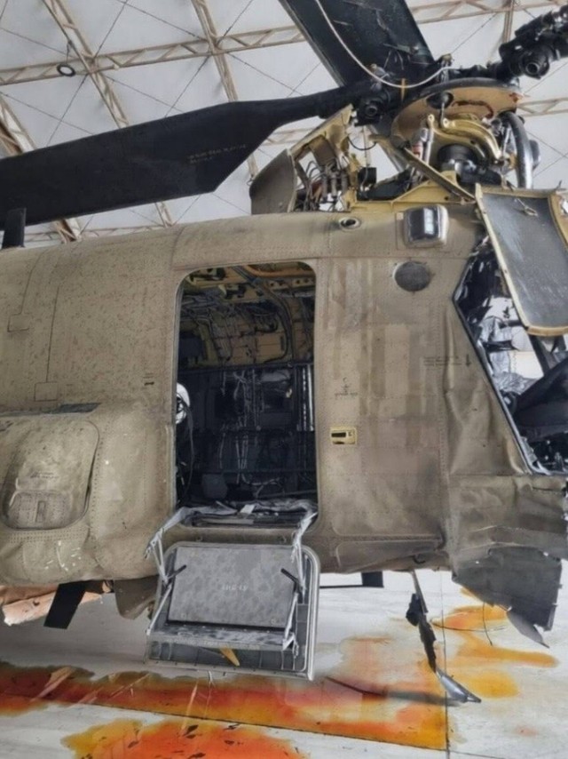 Иран уничтожил вертолет CH-47 Chinook