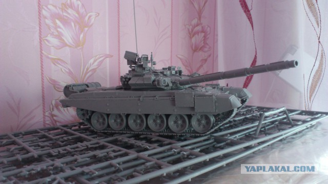 Запилить маленький танк