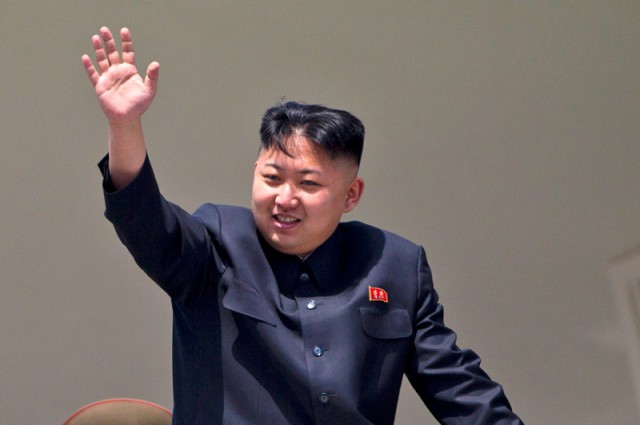 Клип о сексуальных связях Ким Чен Ына с ядерной бомбой