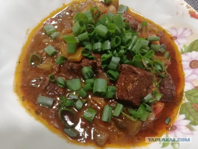 Солянка не по-грузински с церковным Кагором (не суп)