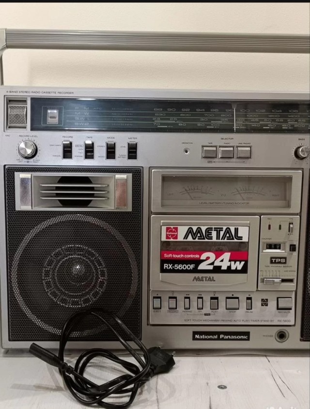 Продаю National panasonic.