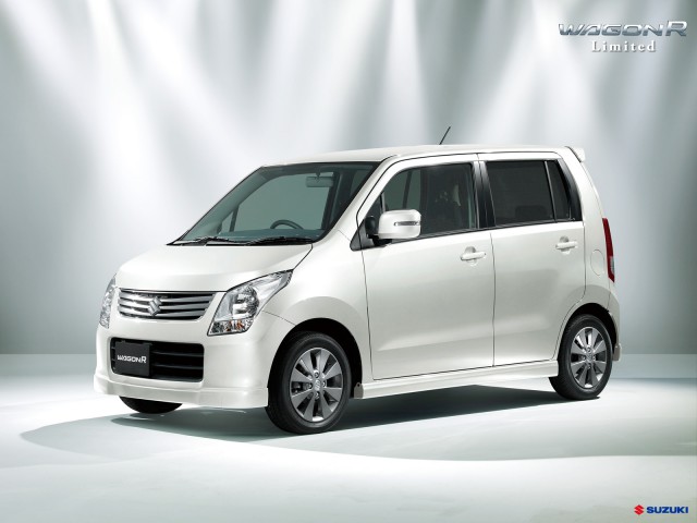 Bajaj Qute: первый тест-драйв