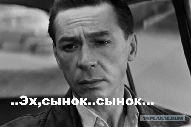 Известный российский актёр Михаил Ефремов попал в серьёзную аварию в центре Москвы