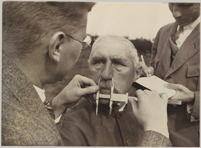 Абхазия - родина двухметровой дикой женщины