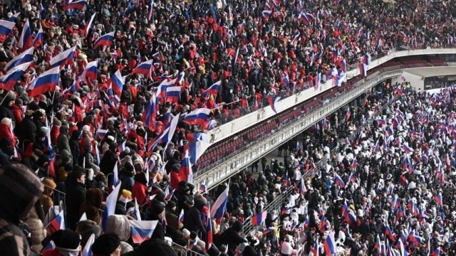Онищенко заявил об угрозе завоза смертельного вируса в Россию из-за новогодних туров в Китай