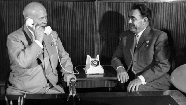 Еще ретрофото знаменитостей.