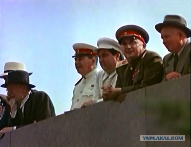 В Госдуме призвали демонтировать мавзолей Ленина