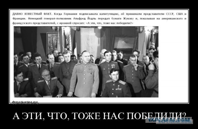 Кофе с круассанами