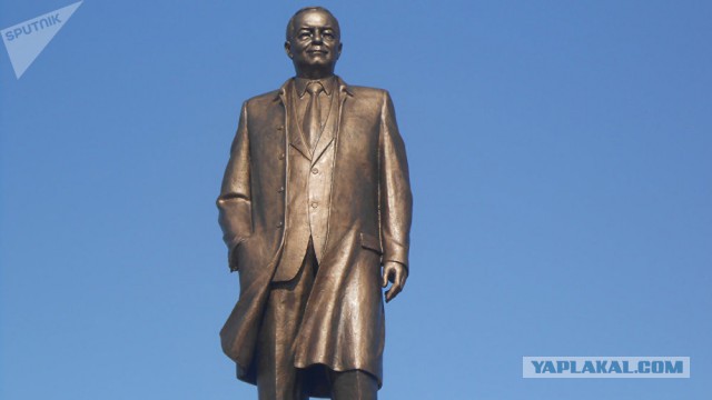 Кампания против памятника Каримову в Москве началась в интернете