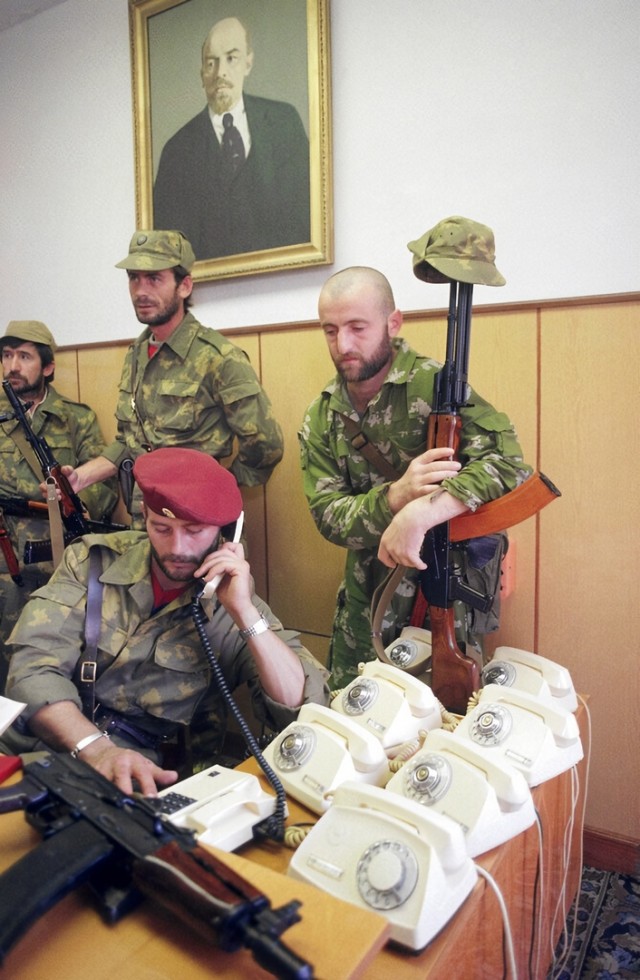 Период распада