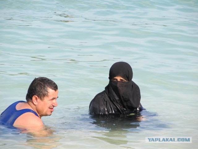 Министр туризма КБР объяснил причины появления дресс-кода для туристов