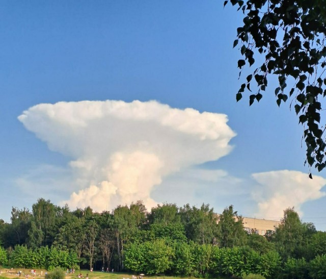 Вчера замечены подозрительные облака