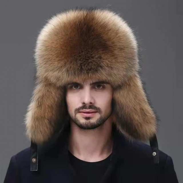 Россиянки массово кинулись скупать шапки, которые носили мамы и бабушки в 90-х