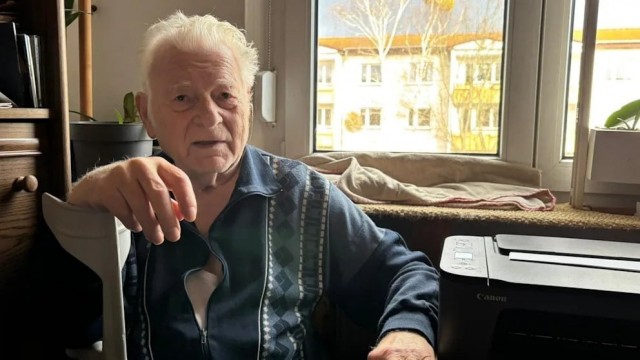 Учение Маркса всесильно, потому что оно верно.