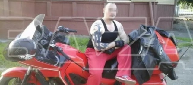 «Творил дичь, напарнику прострелил пах». Дебошир, избивший уральского ученого, был с позором изгнан из ГАИ