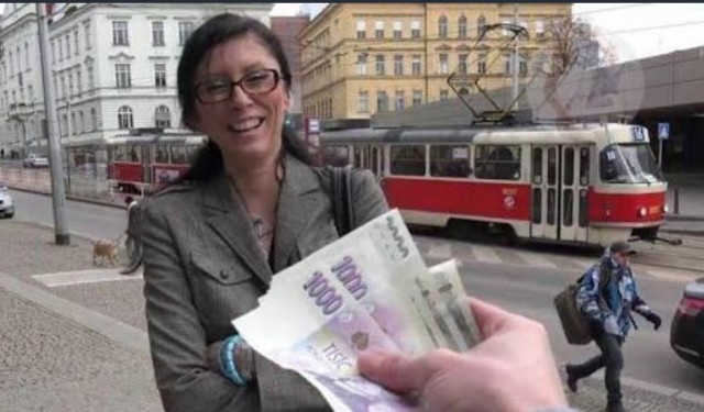 Не захотела знакомиться, ну зачем оскорблять человека!?