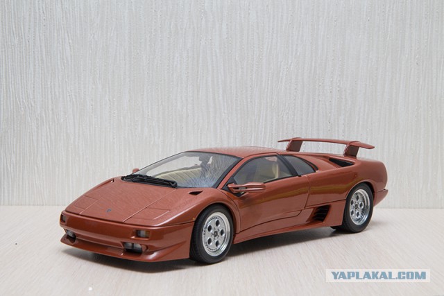 Lamborghini в масштабе 1:18
