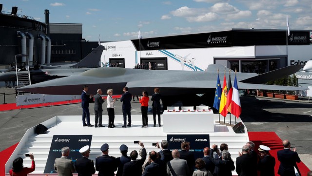Новый истребитель Checkmate. Сухого презентовали на МАКС-2021