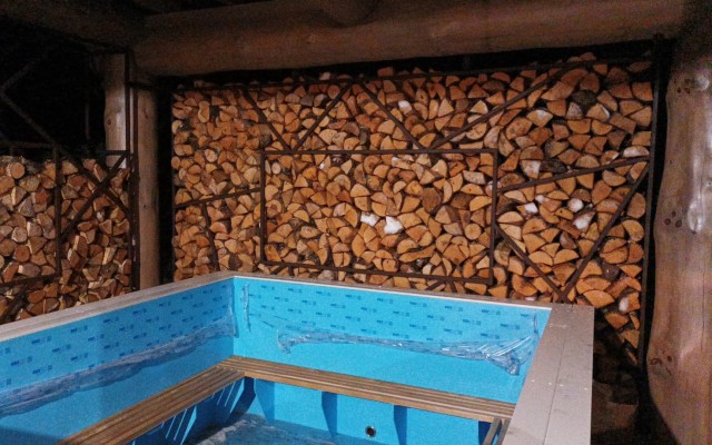 Два месяца убил...