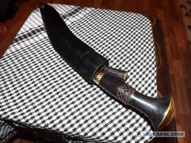 Навеяло ножевой тематикой на ЯПе