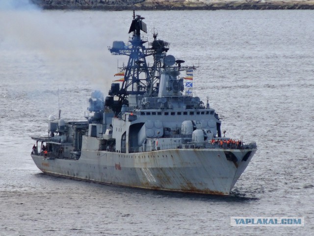 Русский военный корабль провокационно направил свои пушки на Британскую землю недалеко от Довера