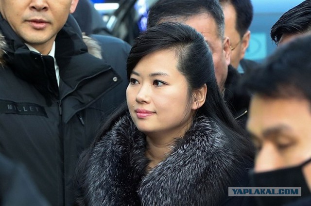 Болельщицы из КНДР прибыли на Олимпиаду в Южную Корею