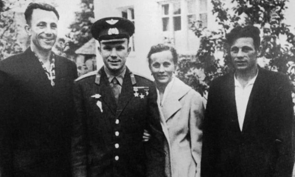 Как сложилась судьба брата и сестры Юрия Гагарина, которых немцы угнали во время войны
