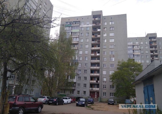 На севере Москвы в лифте изнасиловали 13-летнюю школьницу