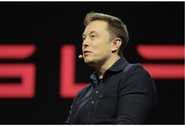 Маск одобрил отказ российского хоккеиста надеть форму с символикой ЛГБТ