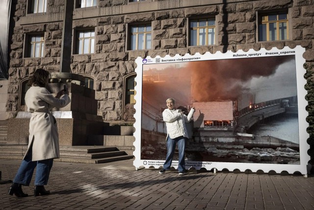 Горит ДнепроГЭС