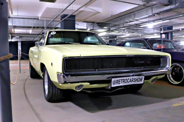 Retro Car Show. Картинки с выставки