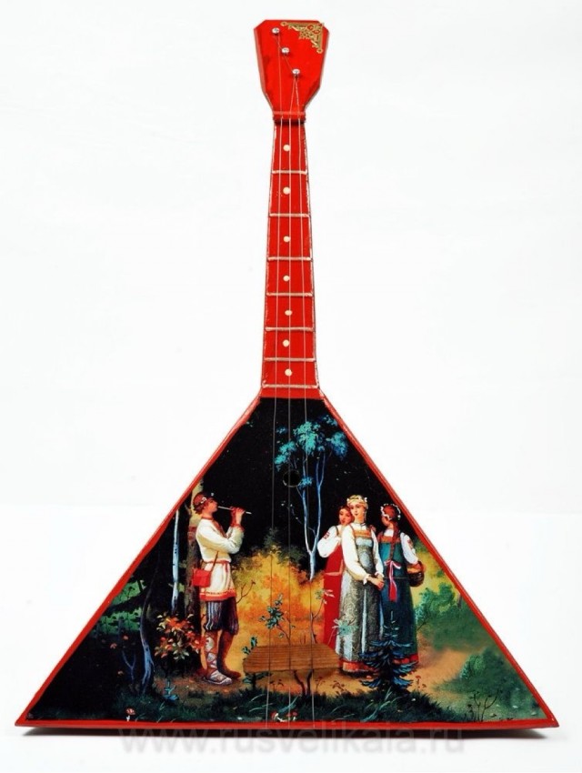 Откуда русские привезли балалайку