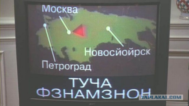 Дети играют в ресторан.