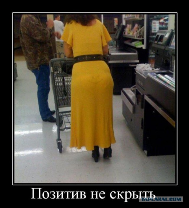 Сексуальные девушки в магазинах