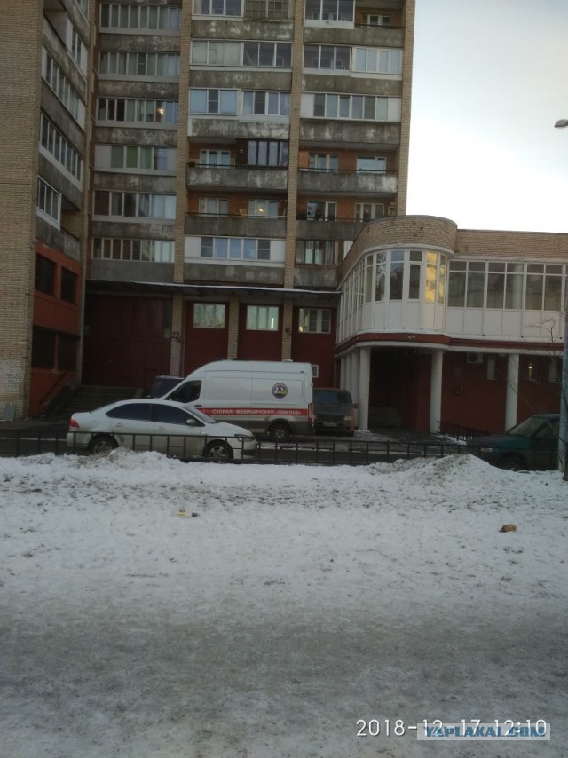 Парковка очередного быдла
