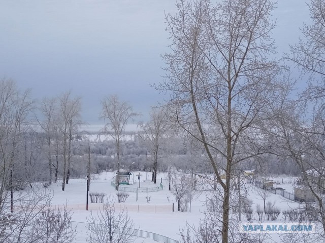 Тишина и холод в деревне