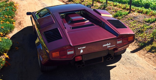 Lamborghini возродила Countach