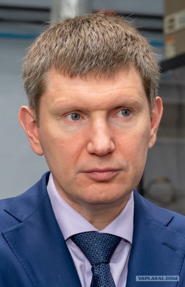 31-ого числа будет интересно. Под раздачу попадет цельный министр экономики РФ.