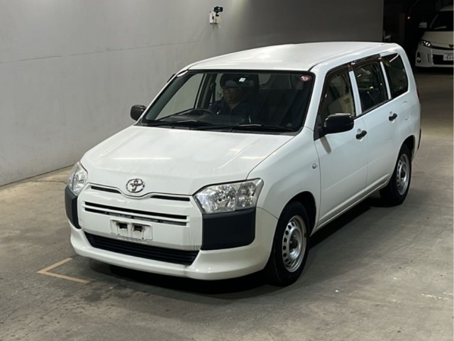 Nissan готовит собственный аналог Lada Largus