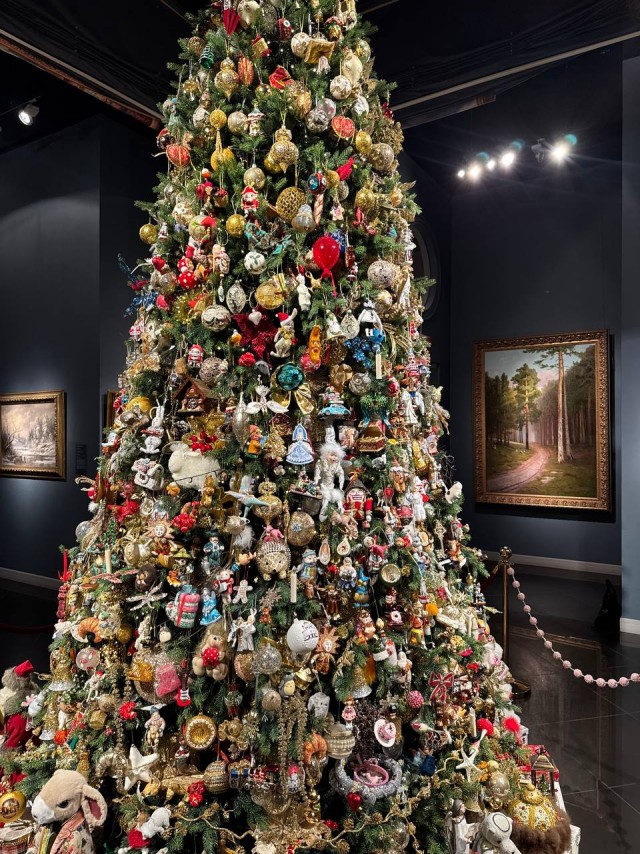 Ёлка как произведение искусства