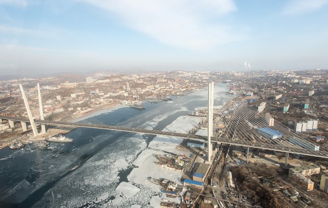 Владивосток и Русский остров с высоты...