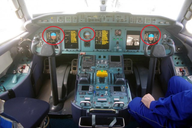 В Подмосковье потерпел крушение самолет АН-148