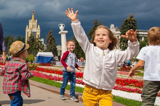 Как живёт среднестатистический москвич и почему повышается "градус удовлетворения" в московской среде