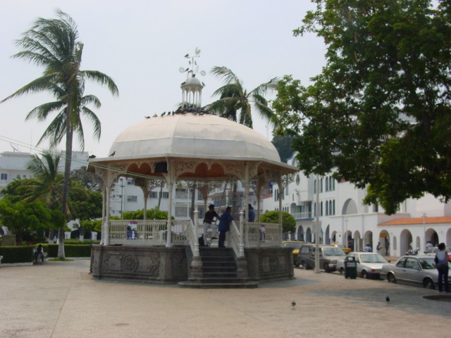 Поездка в Мексику (за деньги)