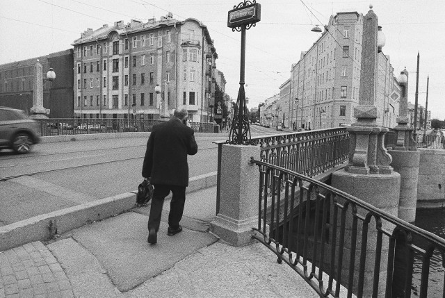 Чёрно-белый Петербург