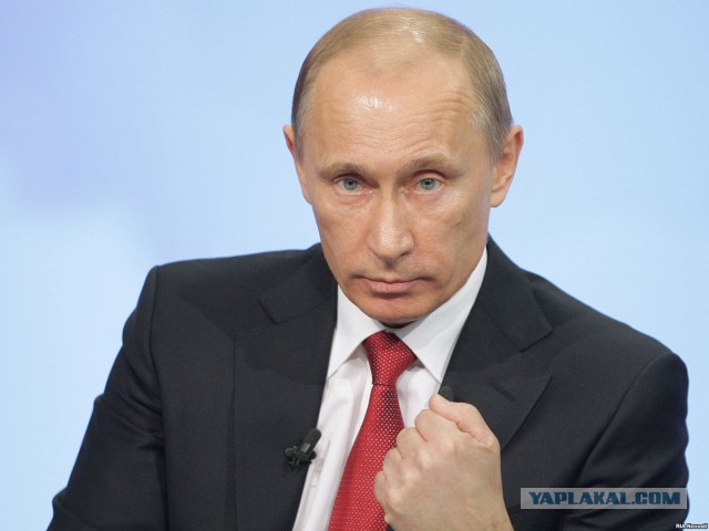 Путин отдал приказ о полной боеготовности